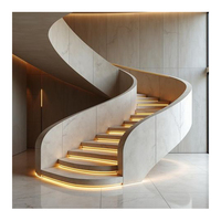 Marches d'escalier en spirale en marbre beige naturel au design moderne pour la décoration intérieure d'appartements
