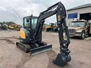 รถขุดไฮดรอลิกขนาดเล็ก HX35AZ 3.93 ตัน สำหรับงานจัดสวนและบำรุงรักษาสวน - Product Image 2