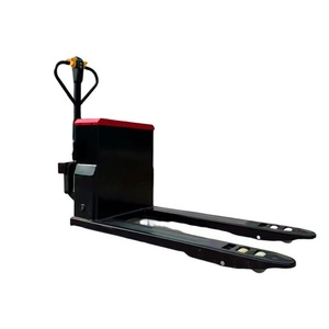 Un pequeño apilador de palés eléctrico con una capacidad de carga de 3 toneladas utilizado para el transporte de mercancías en el taller de la fábrica. - Product Image 4