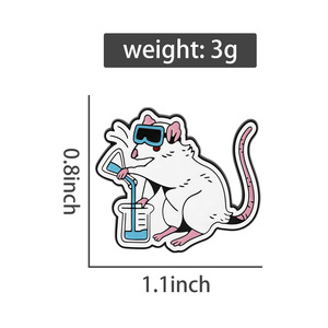 Broche en émail pour souris, pour passionnés de sciences, mignonne, représentant un chercheur en laboratoire, un rongeur avec une fiole, humour geek, vente en gros - Product Image 6