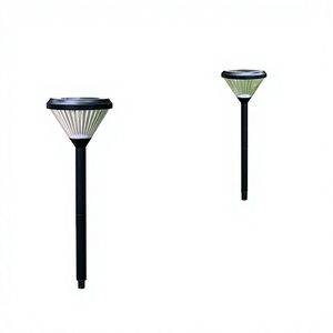 Lámpara Solar LED para Jardín, Exterior, Impermeable IP65, Pequeña, Luz Blanca Cálida 2700K, con Estaca para Jardín - Product Image 1