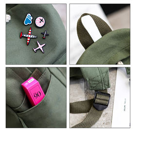 Mochila Escolar Personalizada con Bolsillo Lateral de Malla, Forro de Poliéster Ligero, Cierre de Cremallera - Product Image 5