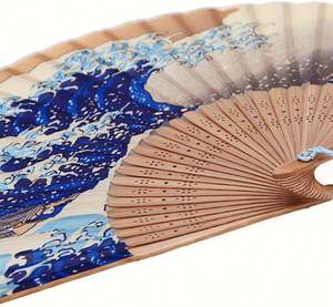 Éventail japonais de luxe en bambou, motif Grande Vague de Kanagawa, 33 cm, style DIY, idéal pour souvenirs, livré en boîte - Product Image 4