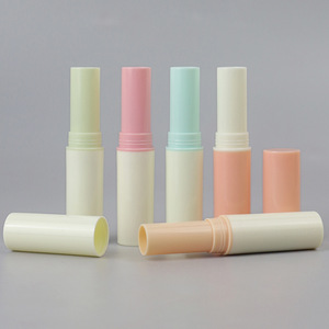 Tubo de Lápiz Labial Cao Mulan de 4g, Envase de Plástico Esmerilado Vacío para Bálsamo Labial Hecho a Mano - Product Image 1