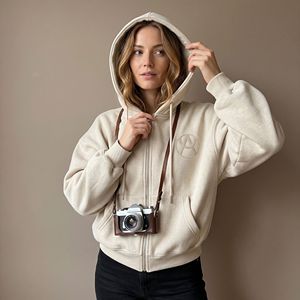 Felpa <span class=keywords><strong>con</strong></span> <span class=keywords><strong>Cappuccio</strong></span> Unisex Oversize in Cotone Lavato, Stile Casual Streetwear, <span class=keywords><strong>con</strong></span> Stampa Grafica Audace sul Retro, Felpa <span class=keywords><strong>con</strong></span> <span class=keywords><strong>Zip</strong></span> per <span class=keywords><strong>Donna</strong></span> - Product Image 4
