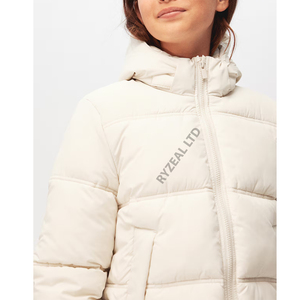<b>Lightweight</b> Insulated Puffer Hoodie <b>Jacket</b> for <b>Women</b> Stylish Design for Windy Days Cozy Outerwear for Outdoor Wear Woven Weaving - Product Image 6