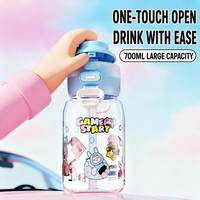 Bouteille d'eau en plastique Tritan de 700 ml avec paille 2-en-1 et couvercle à boire directement, ouverture à une touche, anti-fuite pour enfants et voyages