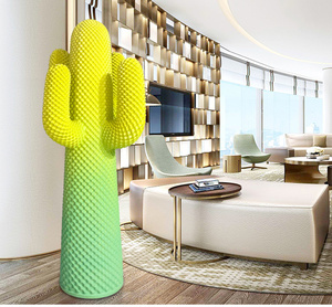 Scultura in Vetro e Acciaio a Forma di Cactus Italiano, Porta Cappotti e Cappelli, Decorazione d'Arte di Alta Gamma per Soggiorno - Product Image 1