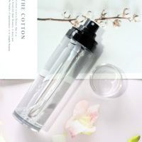 Base de maquillage hydratante et spray fixateur sans marque, brume faciale