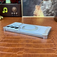 Funda Metálica con Panel Trasero Translúcido Mate para Samsung S26 S22 S23 S24 S25 Ultra con Protección de 360° °   Soporte Magnético con Cubierta Antigolpes