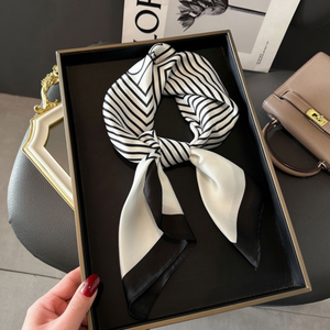 Écharpe en soie de mode quotidienne pour femmes printemps automne écharpe silencieux bandeau - Product Image 1