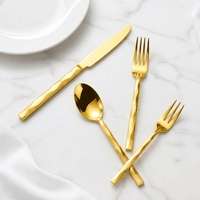 Ensemble de couverts en acier inoxydable moderne, cuillères, fourchettes, couteaux argentés, vaisselle de restaurant, prix bas pour la maison et les fêtes