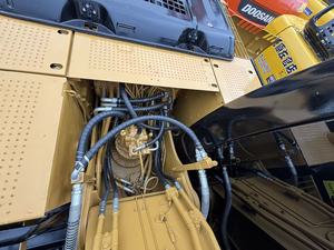 Excavatrice sur chenilles hydraulique d'occasion Caterpillar 323D2L, modèle 2022, moteur d'origine 100% japonais, équipement lourd - Product Image 5