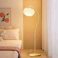 Lampe sur Pied Art Déco à Plumes, Nouveau Design, Vente Directe en Gros, Bon Prix, Lampe sur Pied Artistique