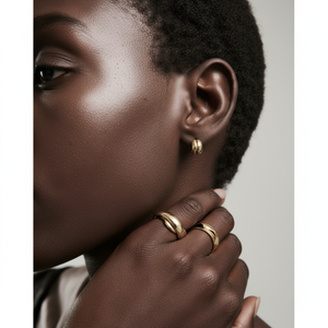 Anillos de Moda Open Dme Huggies de Oro Amarillo Salmón de 14k, Oro Sólido Hipoalergénico, Resistentes al Agua, Joyería Única y Elegante - Product Image 1