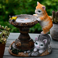 Statue en résine Sculpture d'écureuil de canard d'animal de jardin avec lumière solaire LED Décoration de patio Sculpture extérieure Cadeau de jardinage