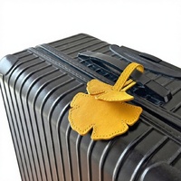 Étiquette de bagage créative de haute qualité en forme d'arbre de Ginkgo, pendentif en cuir portable anti-perte pour identification des informations
