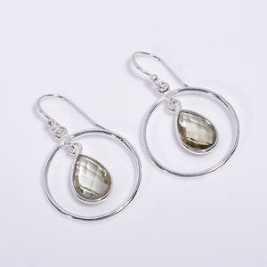 ลูกแพร์โอนิกซ์สีดำธรรมชาติตัดอัญมณี925เงินสเตอร์ลิงต่างหูเงินที่กำหนดเองส่งออกเครื่องประดับเงินคุณภาพดี - Product Image 3