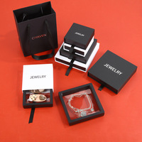 Boîte à tiroir rigide de style fantaisie personnalisée avec inserts en matériaux recyclés et rubans pour bijoux
