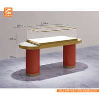LED Light Jewelry Showcase Display aus Glas Metall Edelstahl Aluminium MDF für Store Mall Showroom Verwendung