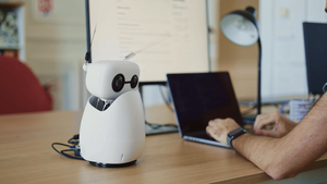 Servo Feetech, Pollen Robotics Reachy Mini, assistant domestique, robot de bureau open source, interaction humaine, robot compagnon, servo - Product Image 6