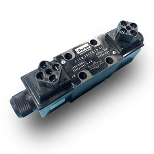 Control direccional proporcional D1FBE02HC0NMW0 NG06 CETOP 3 con electrónica integrada de 24V - Product Image 2