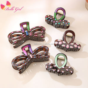 Vente en gros BELLEWORLD en stock, nouveaux bijoux à la mode, accessoires pour <span class=keywords><strong>cheveux</strong></span>, pinces à <span class=keywords><strong>cheveux</strong></span> <span class=keywords><strong>Xxl</strong></span>, pinces à griffes avec nœud en forme de cœur jumbo pour femmes - Product Image 1