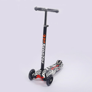 Hot Selling New Graffiti Children's Non-folding Three-wheeled <strong>Wiggle</strong> Car Adjustable Flash Wheel Children's <strong>Scooter</strong> - Product Image 2