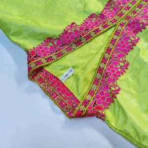 <span class=keywords><strong>Boubou</strong></span> <span class=keywords><strong>Bazin</strong></span> Riche de Qualité Supérieure avec Broderie Guipure, Nouvelle Robe Dashiki Nigériane Originale Parfumée pour <span class=keywords><strong>Femme</strong></span>, Mariage et Fête - Product Image 6