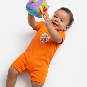 Fournisseur de barboteuses pour bébés avec logo personnalisé, barboteuse bébé en coton doux, service OEM, barboteuse bébé teinte à la main - Product Image 1