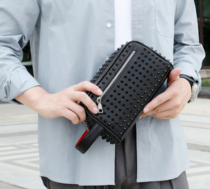 Prodotti di Tendenza 2025: Borse <span class=keywords><strong>a</strong></span> <span class=keywords><strong>Mano</strong></span> da <span class=keywords><strong>Uomo</strong></span> con Rivetti, Impermeabili in Pelle PU, Pochette da <span class=keywords><strong>Uomo</strong></span> con Chiusura <span class=keywords><strong>a</strong></span> Cerniera - Product Image 2