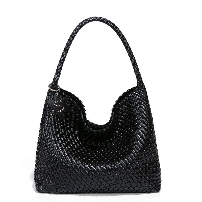 B2039# Black