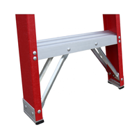 Échelle portable à double face large antidérapante ANSI 2X7 marches en FRP rouge anti-torsion, capacité de 375 lb pour l'extérieur, supermarché