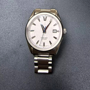 Reloj Mecánico Automático de Lujo para Hombre, Color Crema con Esfera Azul Hielo, Correa de Acero Inoxidable de 20 mm de Ancho, Resistente al Agua, Serie GS - Product Image 1