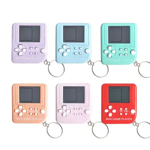 MacaronสีMini Handheld Game Playerพวงกุญแจมือถืออิฐสำหรับเด็กเกมParty Favorของขวัญ