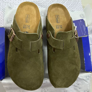 Calzado Inspirado en Birkenstock de Gamuza Premium, con Plantilla de Corcho Suave y Transpirable para Uso Diario, para Hombre y Mujer - Product Image 1