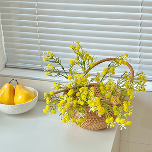 Fleurs artificielles Yasunobu Baby's Breath blanches à 5 branches en silicone souple pour la décoration intérieure, les accessoires de mariage et la photographie - Product Image 2
