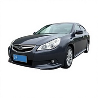 Subaru Legacy 2010 2011 2012 avec moteur haute performance et caractéristiques de sécurité modernes pour une conduite fluide