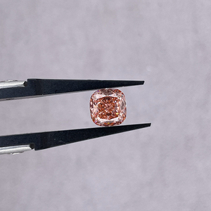 เพชรรูปทรงสี่เหลี่ยมจัตุรัสสีชมพูสดใส น้ำหนัก 2 กะรัต เพาะเลี้ยงในห้องปฏิบัติการ - Product Image 3