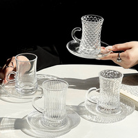 Ensemble de tasses à café et à thé en verre de luxe avec soucoupes, ensemble de tasses à café turques arabes vintage avec poignée unique