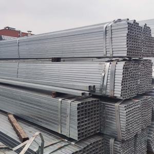Tube <span class=keywords><strong>carré</strong></span> 20x20 25x25 <span class=keywords><strong>40x40</strong></span> 50x50 60x60 20x40 40x60 150x150 Profilés en <span class=keywords><strong>acier</strong></span> à section creuse Tuyau en <span class=keywords><strong>acier</strong></span> rectangulaire galvanisé - Product Image 5