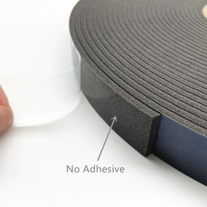 Cinta selladora de espuma de PVC de baja densidad de un solo lado, cinta de junta automotriz troquelada suave con adhesivo acrílico para sellado de alerones - Product Image 5