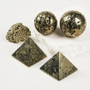 Ornement en cristal de quartz naturel brut, figurine ovale faite à la main, écologique, vente chaude transfrontalière - Product Image 1