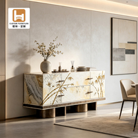 Mueble para TV de Mármol con Motivo de Bambú y Detalles Dorados, Centro de Entretenimiento Moderno de Perfil Bajo para Sala de Estar