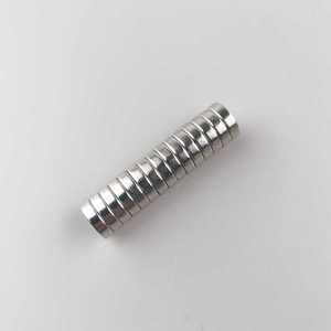 Imán de Neodimio Redondo con Orificio 30x10x10mm, Imán NdFeB de Grado Industrial Permanente - Product Image 1