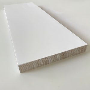 Moldura de Base de Madera de Pino Radiata con Unión Dentada S3S, Prepintada en Blanco, Ecológica, Longitud Personalizable, para Hoteles y Hospitales - Product Image 2