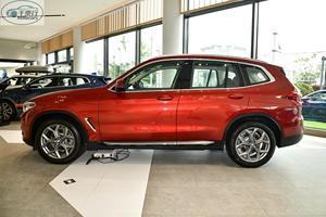 BMW X3 SUV Luxe 5 places 2024, transmission intégrale, essence, automatique, norme d'émission Euro VI Chine, sièges en cuir, R20, conduite à gauche - Product Image 3