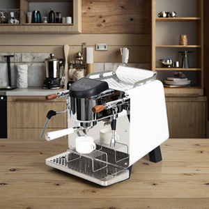 Cafetera Espresso Semiautomática Multifuncional de Acero Inoxidable con Extracción de Alta Presión para Uso en Hoteles - Product Image 1