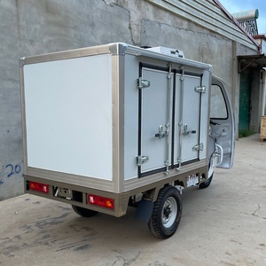 Triciclo Refrigerado Motorizado de Cabina Cerrada, Tres <span class=keywords><strong>Ruedas</strong></span>, Impulsado por Gasolina, Sistema de Refrigeración de Más de 1000W, Carrito de Venta Ambulante de Helados - Product Image 3