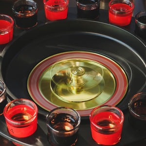 Juego de vasos de chupito de 16 piezas, juego de <span class=keywords><strong>ruleta</strong></span> para adultos, juegos de juego de beber para fiestas y bares - Product Image 6